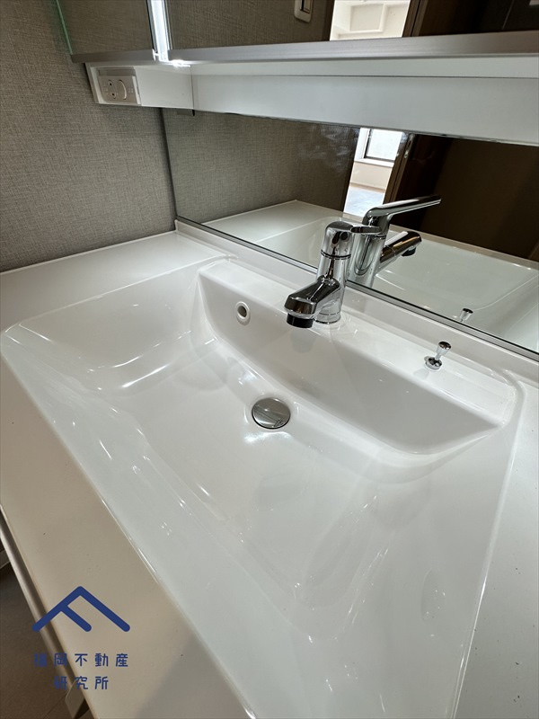 コアマンション和白東パセオの独立洗面台