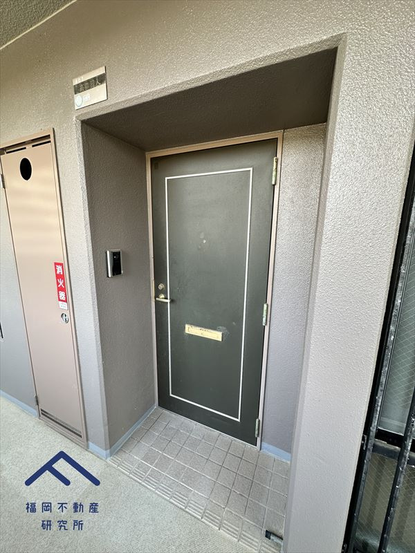 コアマンション和白東パセオの玄関