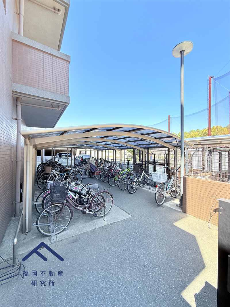 コアマンション和白東パセオの駐車場