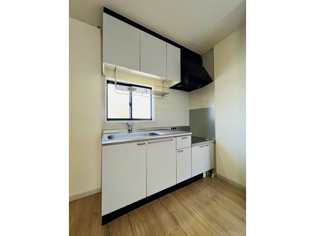 熊本市東区長嶺東７丁目のアパートのキッチン