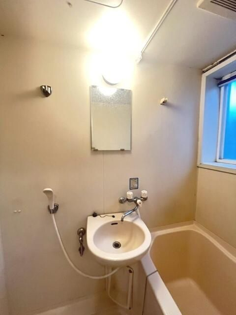 からぷーや国立の洗面所