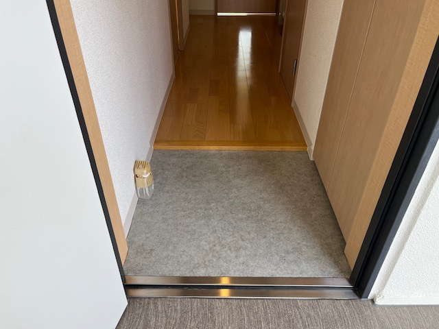 SAKURA PARKの玄関