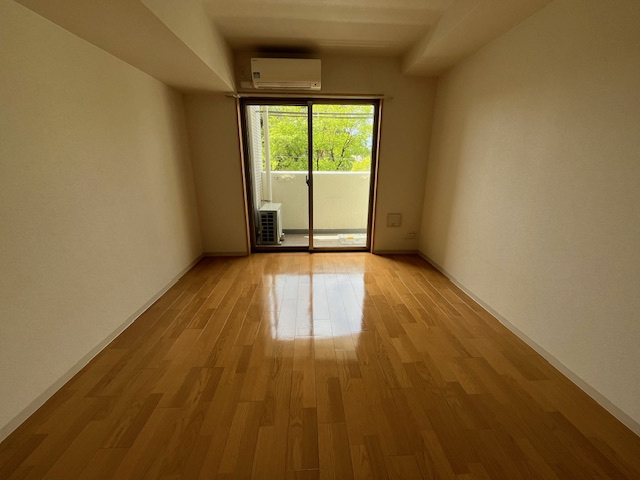 SAKURA PARKの居間・リビング|おしゃれな居間です