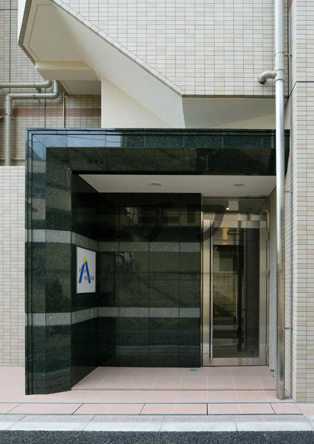 朝日マンションのエントランス