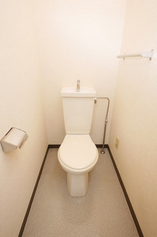 ＹビルⅢのトイレ|トイレもきれいです