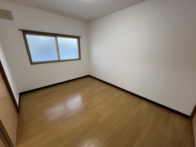 桂町貸家　37の洋室