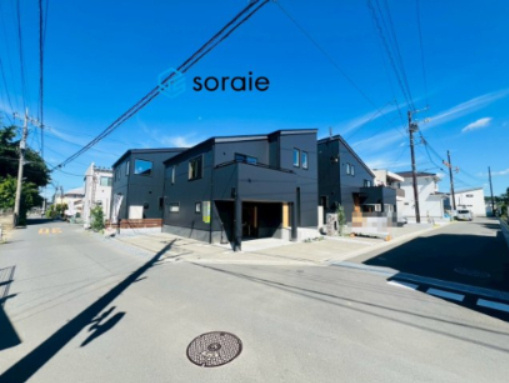 入間市上藤沢モデルC号棟の前面道路含む現地写真