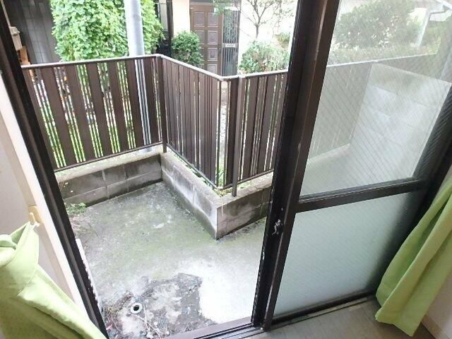 カマタビルのバルコニー