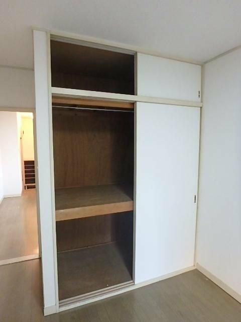 カマタビルの収納