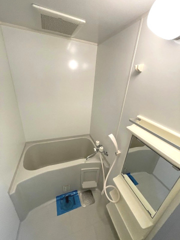 グランドポレストーネ金屋の浴室|日々の疲れを癒すお風呂付です