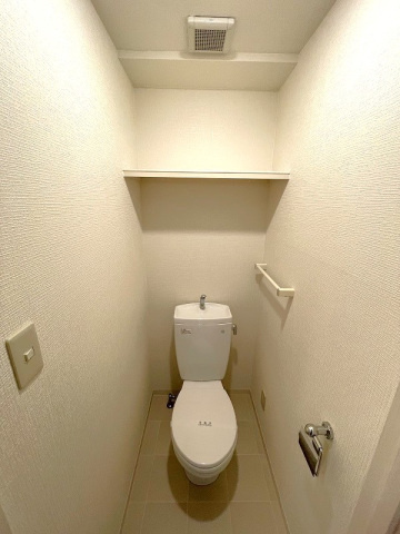 グランドポレストーネ金屋のトイレ|コンパクトで使いやすいトイレです