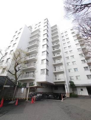 徳川マンションの外観