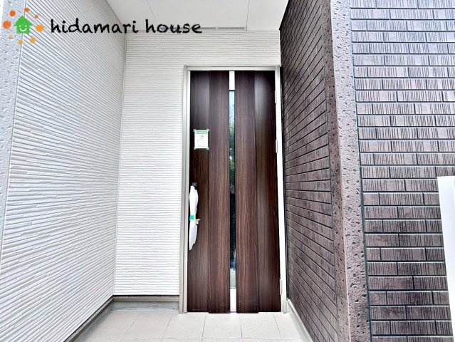 桶川市加納6期　新築戸建　グラファーレ20の玄関