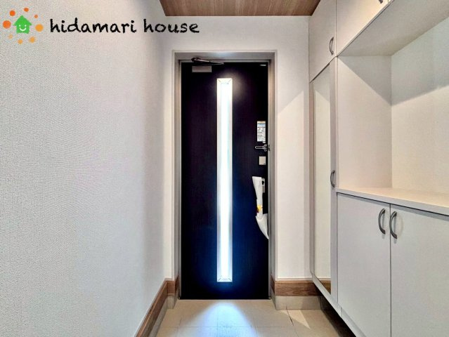 桶川市加納6期　新築戸建　グラファーレ20の玄関