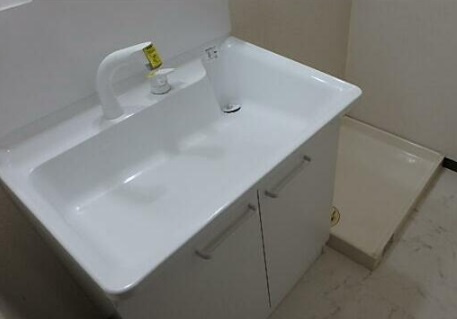 カスタムコートの洗面所