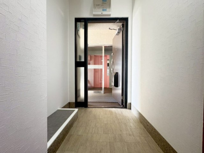 【玄関】 | ローズコーポ千里　C棟