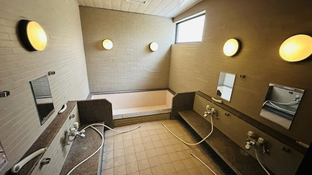 千ヶ滝 敷地面積約940坪のセミナーハウスの浴室