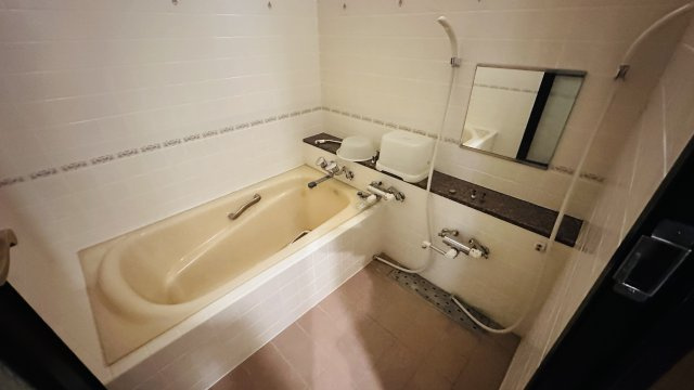 千ヶ滝 敷地面積約940坪のセミナーハウスの浴室