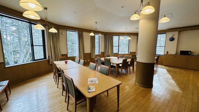 千ヶ滝 敷地面積約940坪のセミナーハウスのその他|食堂