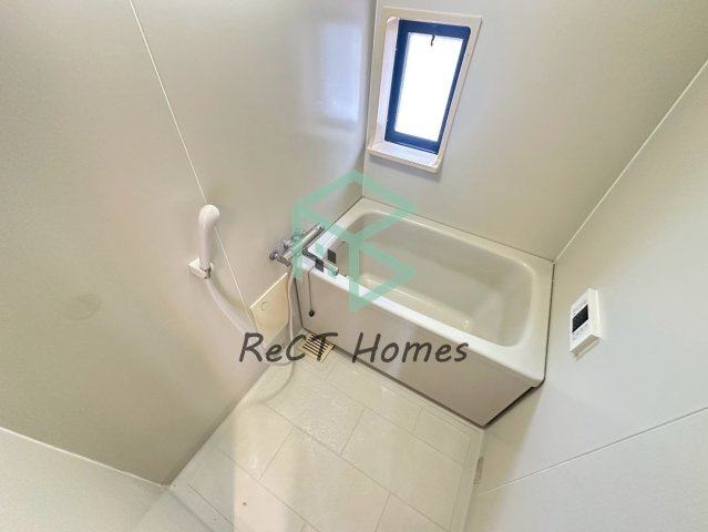 チェルニー英賀保Ⅰの浴室