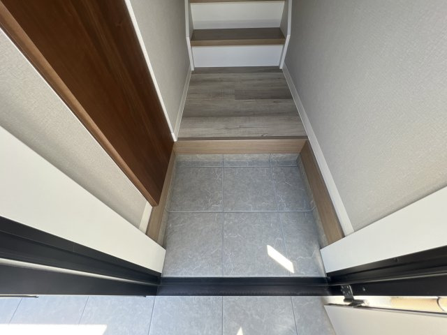 Meridiesの玄関