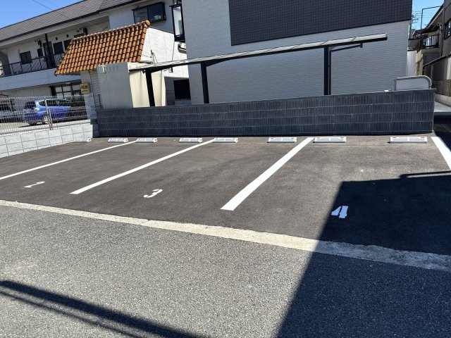 Meridiesの駐車場