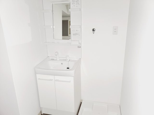 中野町貸家の洗面所