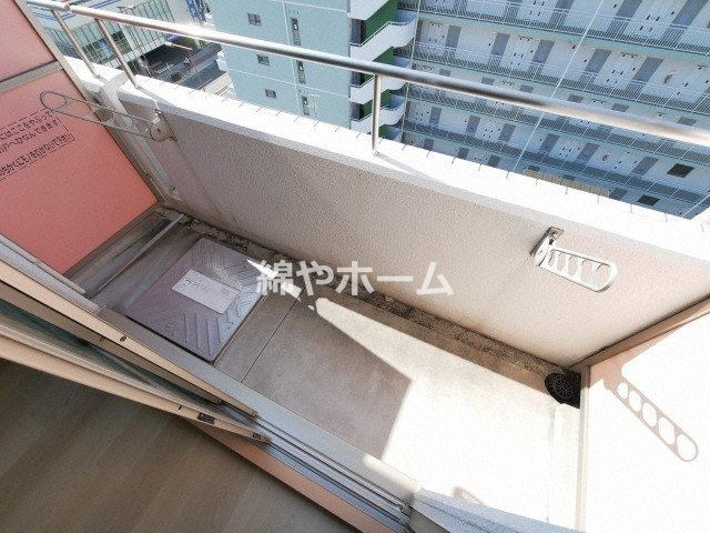 ルフォン今里のバルコニー|暖かな日差しのふりそそぐバルコニー
