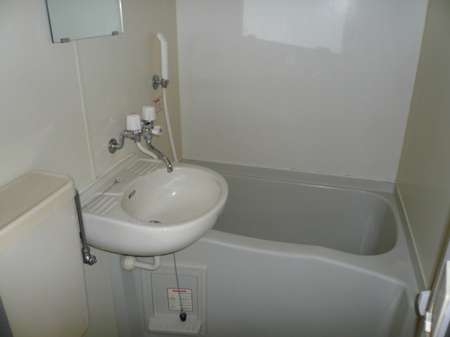 グランツ安芸長束の浴室|日々の疲れを癒すお風呂付です