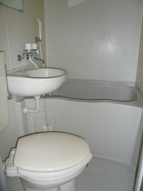 グランツ安芸長束のトイレ|ゆったりとした空間のトイレです