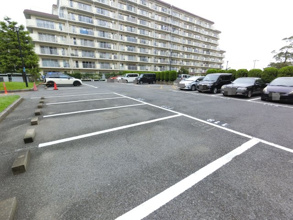 【駐車場】