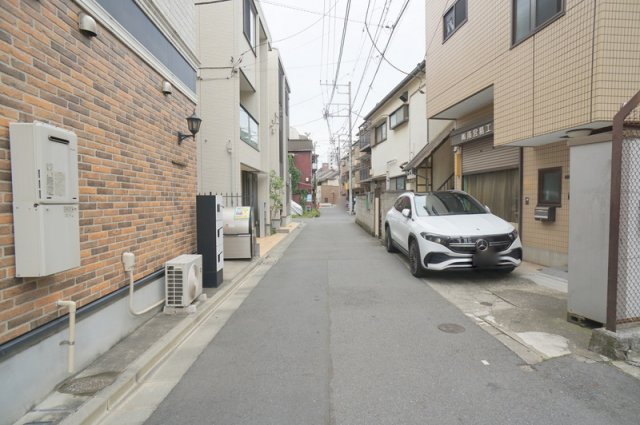 西糀谷３　一棟収益の周辺|☆接道状況☆
南側公道　幅員約3.7m　間口約11.5m