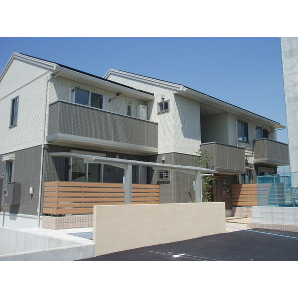 プランドール城山台の外観