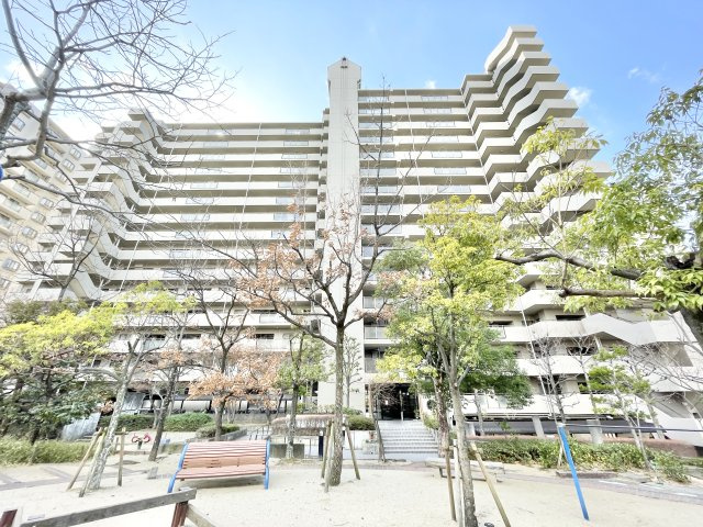 オークヒルズ香里四番館の外観|外観もきれいです