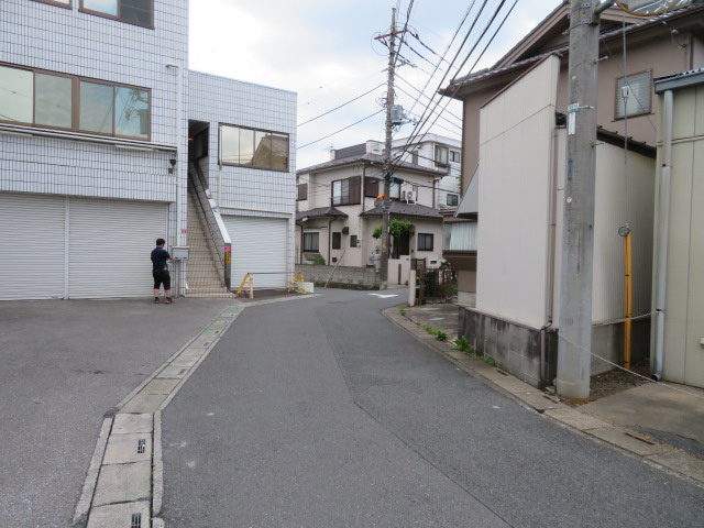 草加市小山１丁目の工場