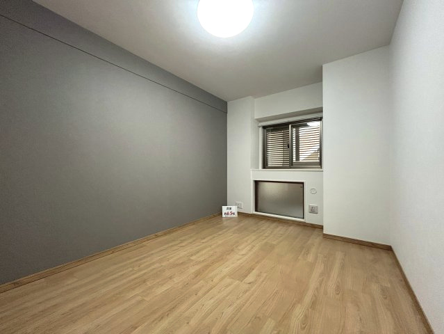 【価格改定】グランエスパス長岡天神の洋室|洋室（約6.5帖）
主寝室にちょうど良い広さです。