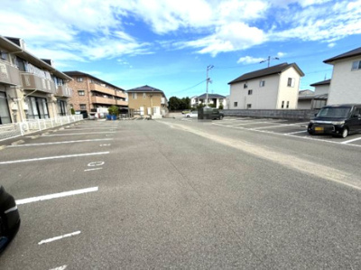 【駐車場】 | セジュール笹川