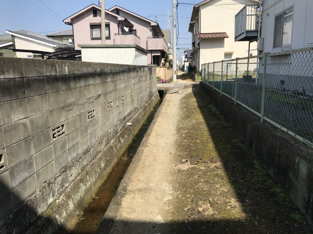 余戸東2丁目土地の外観