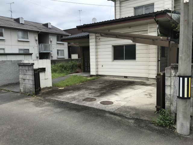 余戸東2丁目土地の外観|現地ご確認の際はこちらに駐車可能です。