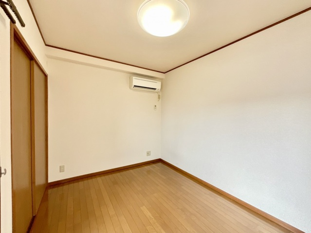 垣内ビルの洋室|きれいな洋室です