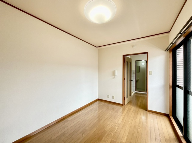 垣内ビルの洋室|ゆったりした洋室です