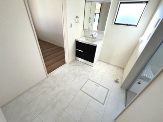 【独立洗面台】 | 【20万円ｷｬｯｼｭﾊﾞｯｸ対象物件】リーブルガーデン北葛城郡広陵町萱野3期全4棟 3号棟