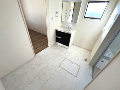 【独立洗面台】 | 【20万円ｷｬｯｼｭﾊﾞｯｸ対象物件】リーブルガーデン北葛城郡広陵町萱野3期全4棟 3号棟