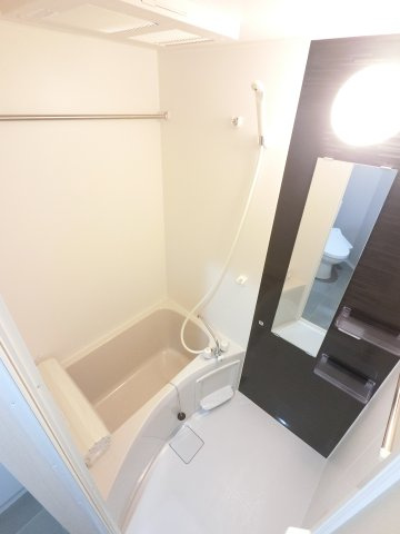 Alivis船橋Eastの浴室