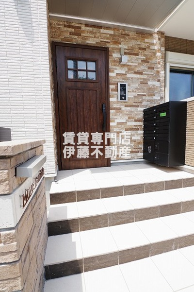 MOVE上飯田のエントランス