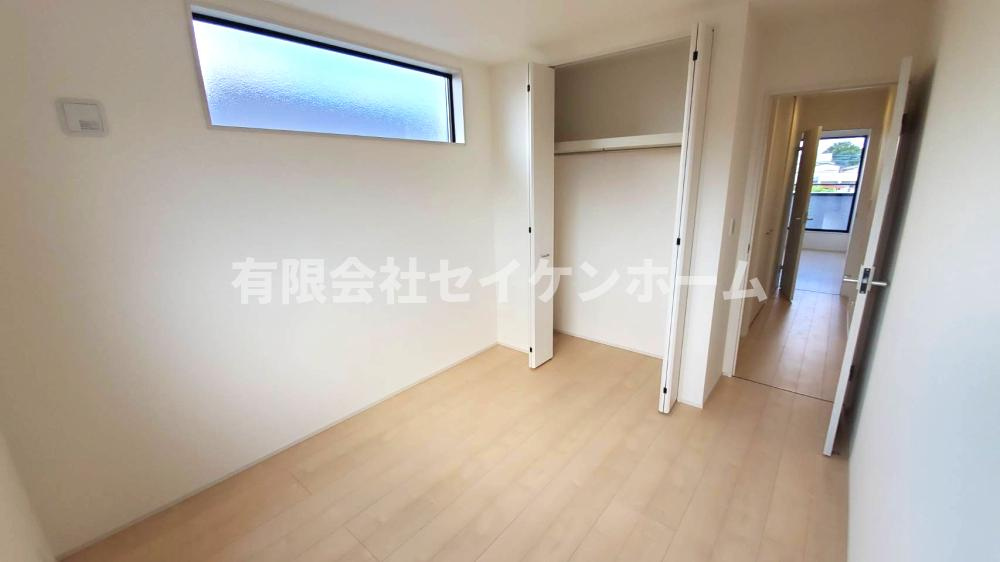 Livele　Garden　深谷市東大沼の洋室