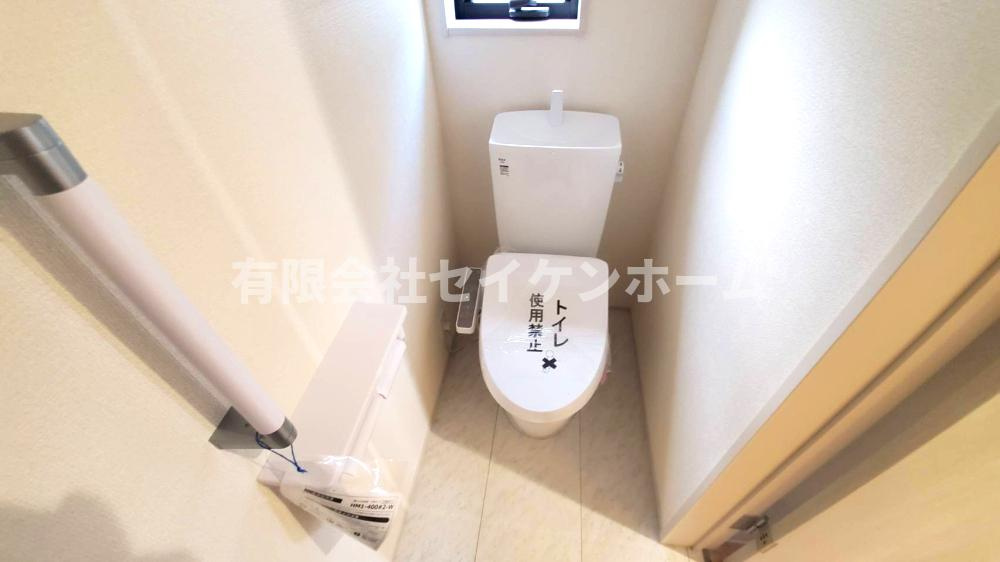 Livele　Garden　深谷市東大沼のトイレ