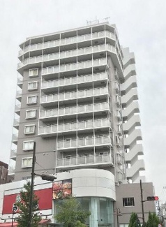 【外観】 | 鉄骨鉄筋コンクリート造のがっちりとした建物。