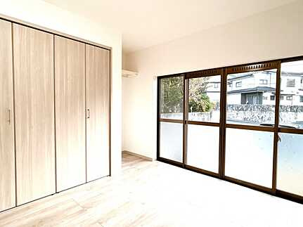 安佐北区倉掛３丁目の洋室