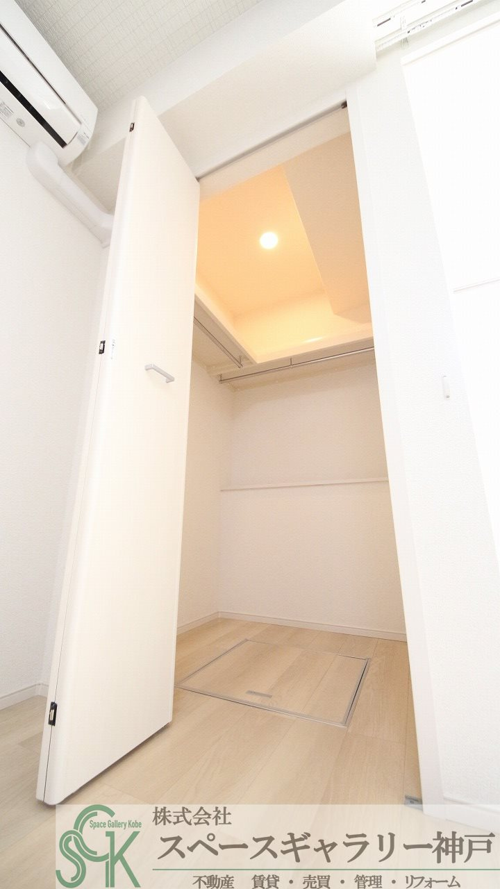 グランブルⅤの収納|※お部屋により仕様が異なる場合があります。